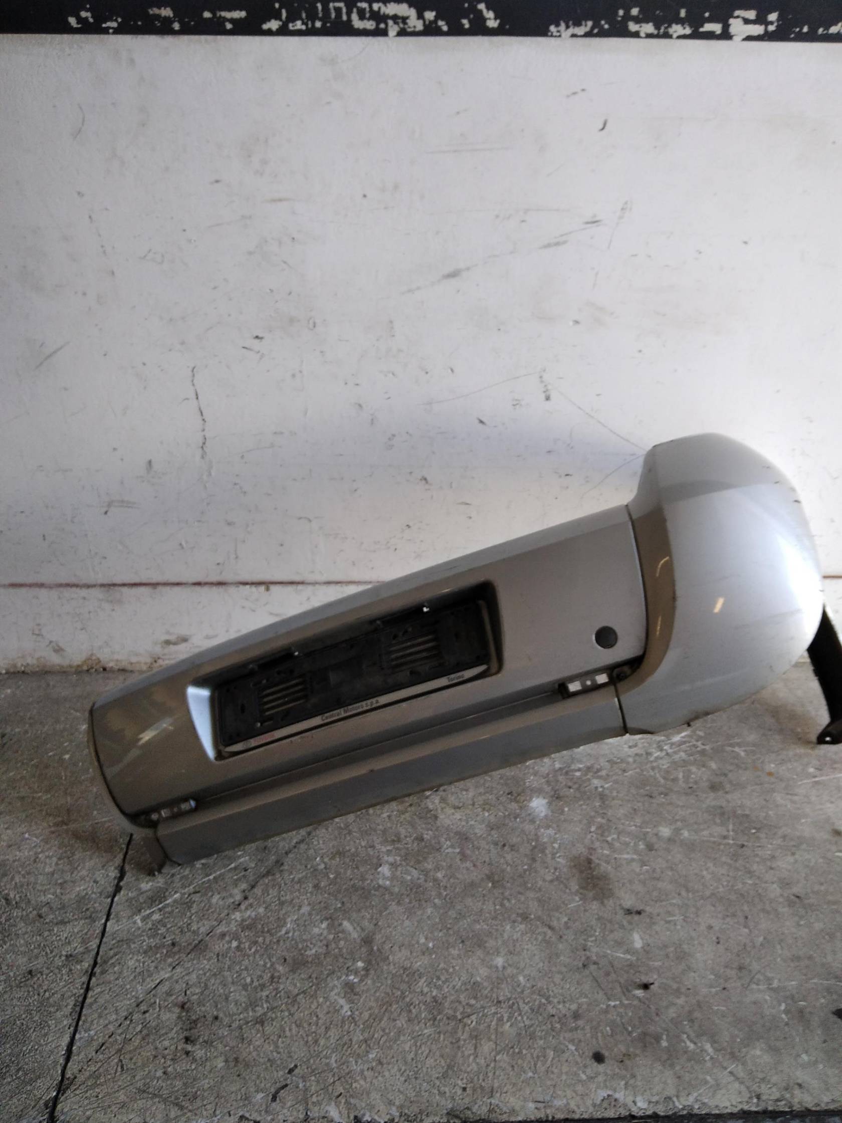 Paraurti post. centr.